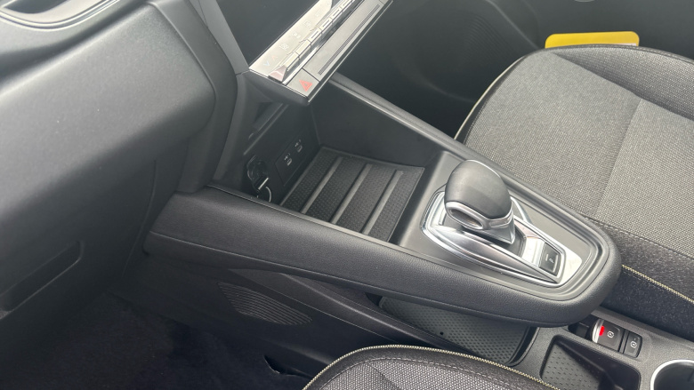 Renault Symbioz 1.6 E-Tech FHEV 145 Techno 5dr Auto Hybrid Estate